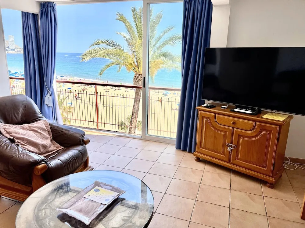 1 Sand, Sea, Sun, Relaxation and Spanish Cuisine
