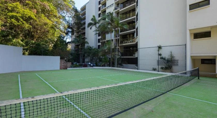 Rocks Resort Currumbin Beach