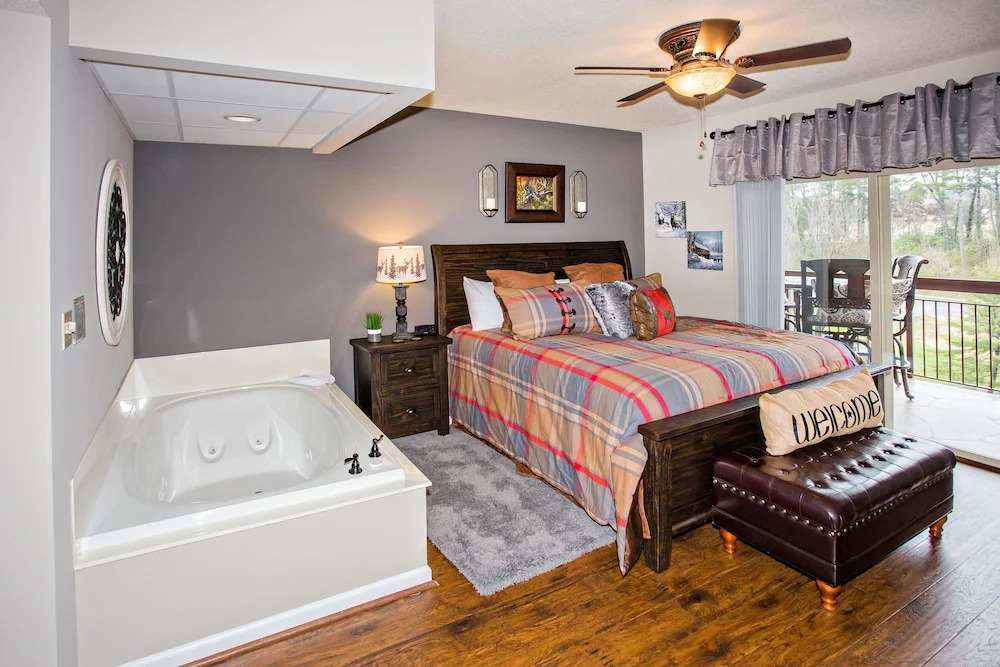 Cedar Lodge 401