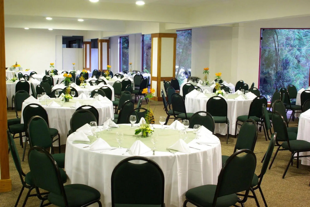 Tri Hotel