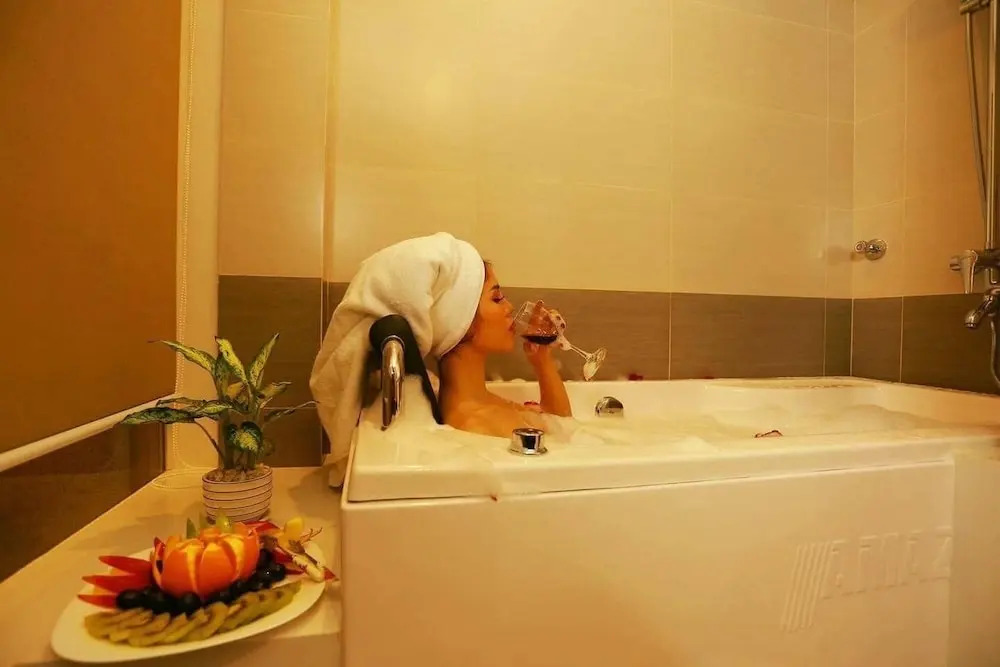 Sen Hotel HN - by BAY LUXURY