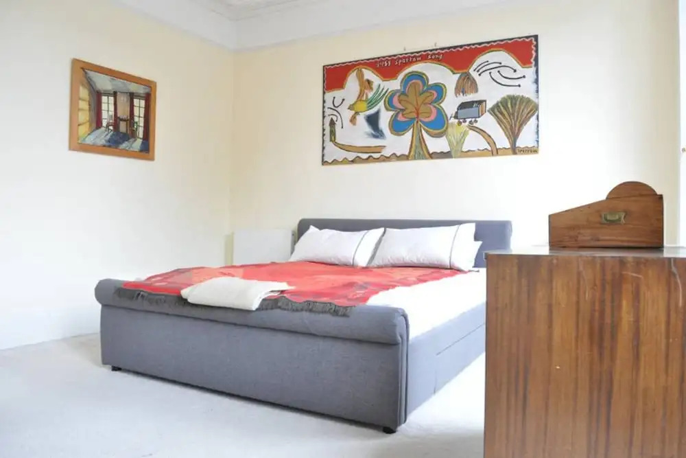 Elegant 2 Bedroom Apartment in Canonbury