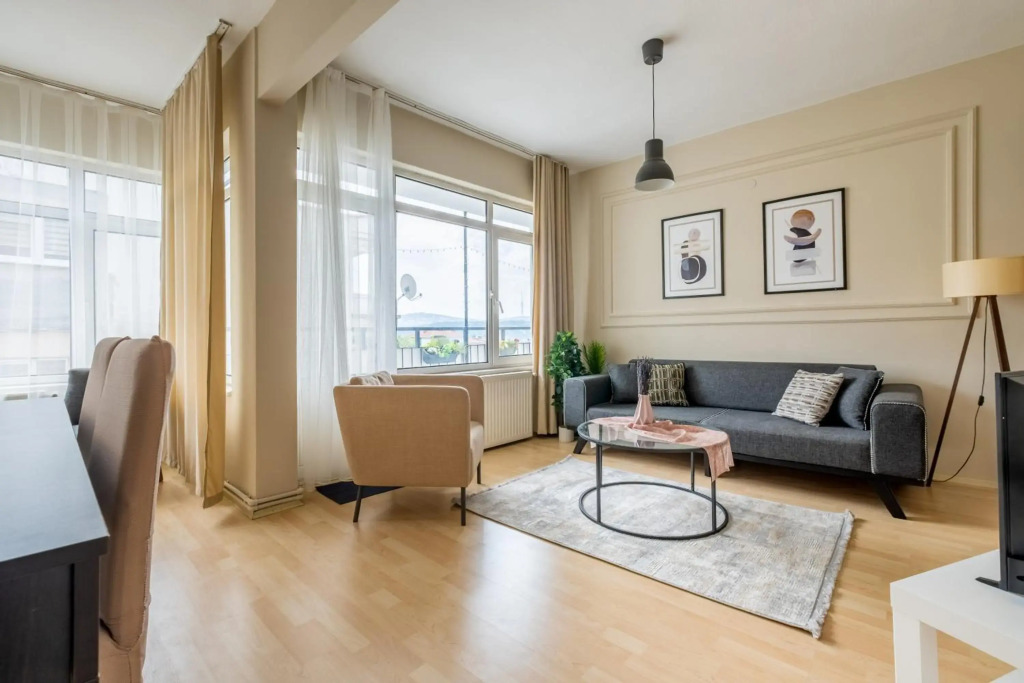 Spacious 2 Bedroom with Panoramic Bosphorus view