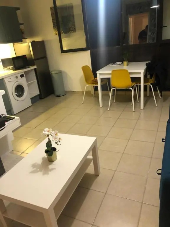 Beau Studio De 30 M2 Avec Vue Mer
