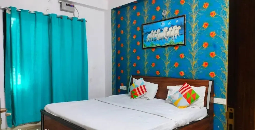 Green Orbit Hotel