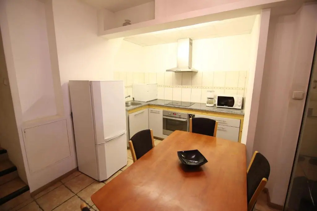 Old Town - Demini Apartment