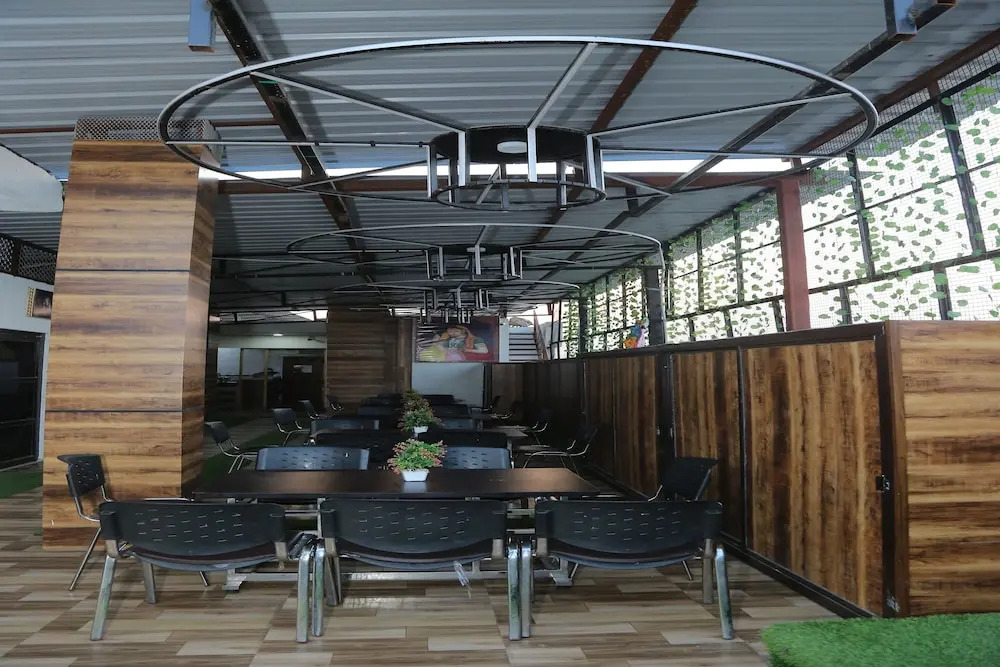Hotel Raj Shree