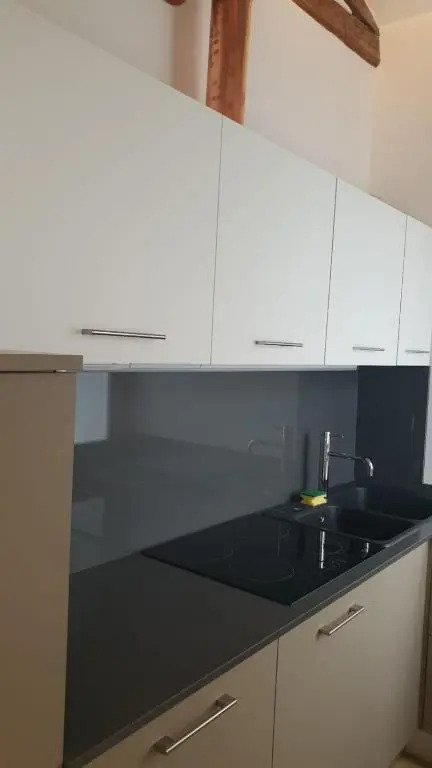 Snc1018 Modern Boutique Apartment