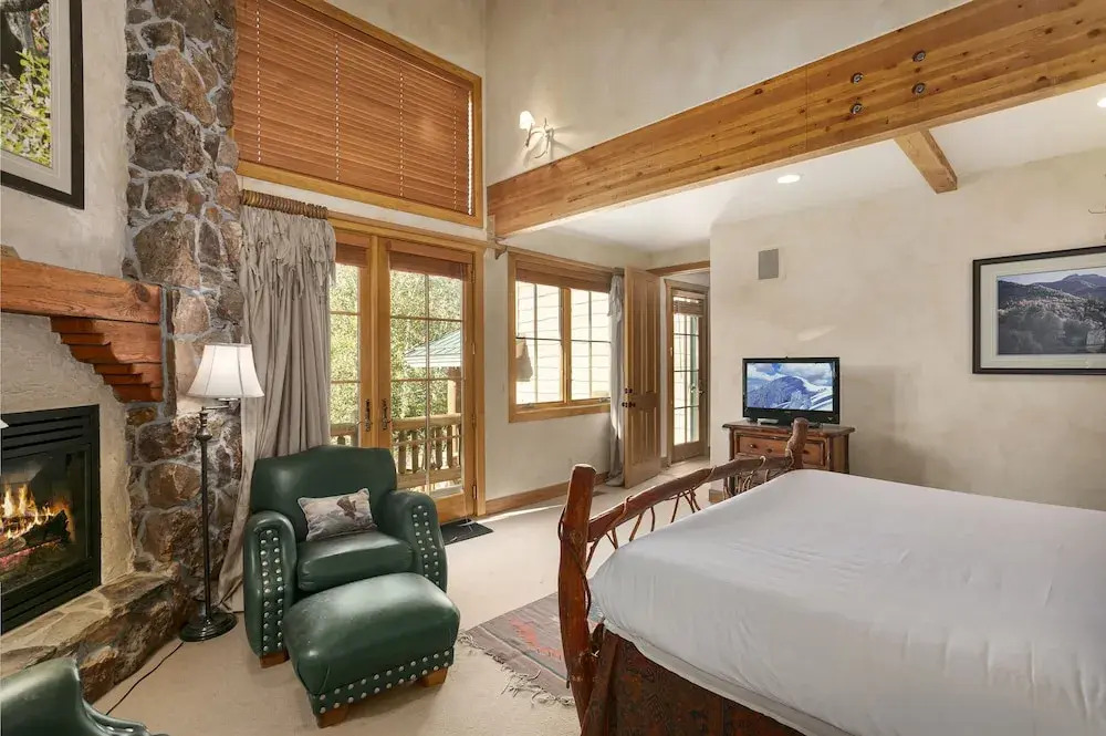 Thistle Drive Home at Deer Valley Resort - 4 Bedroom Home #3020 4 Condo