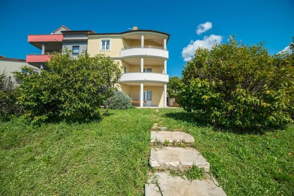 Villa Lucija