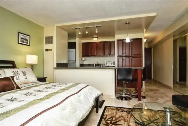 Discovery Bay 2810