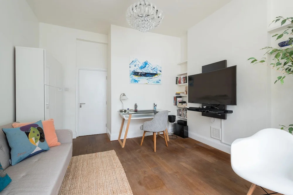 Charming Maida Vale Home by Little Venice