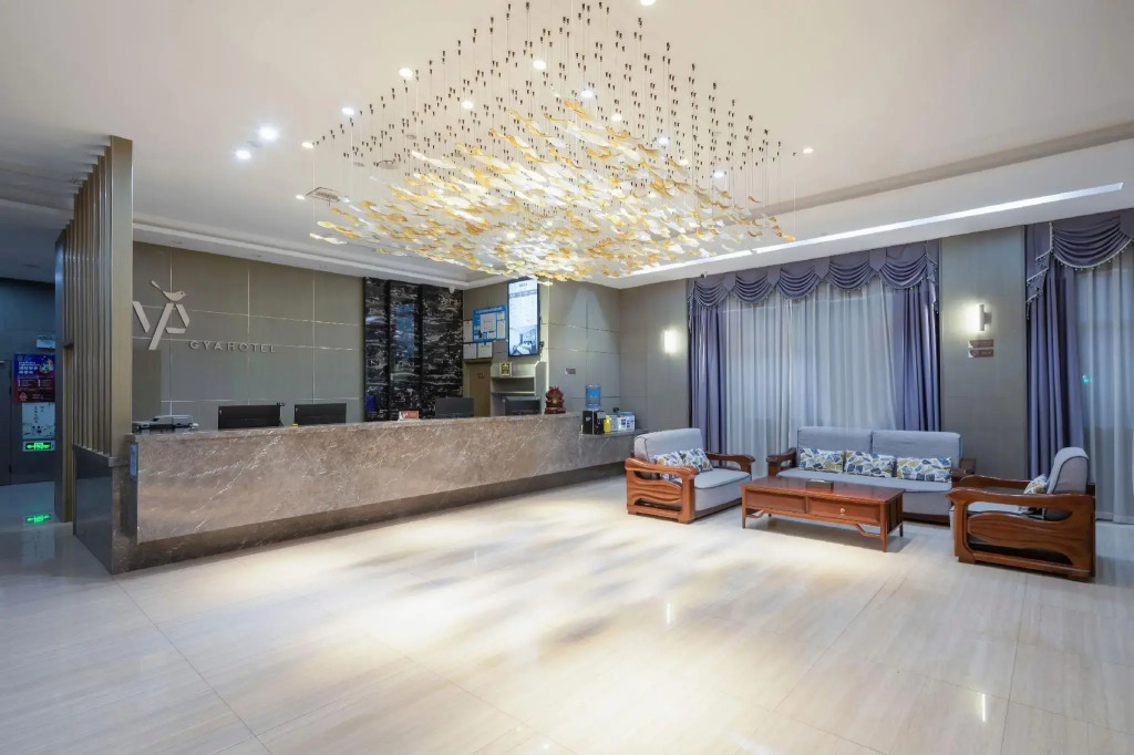 GYA Hotel (Tongxiang Century Avenue)