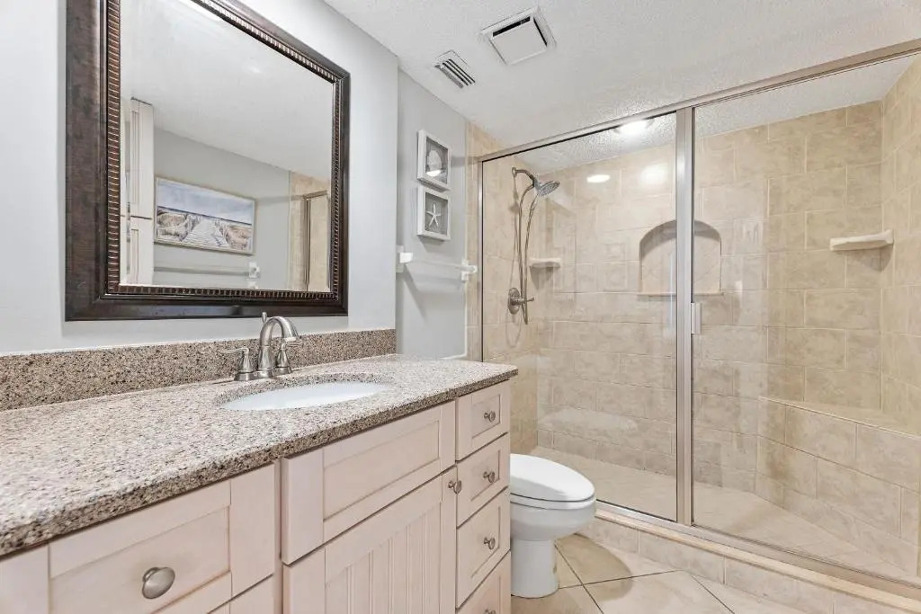 Colony Reef 2310, 3 Bedrooms, Sleeps 6, Ocean View, 2 Pools (1 heated), Elevator