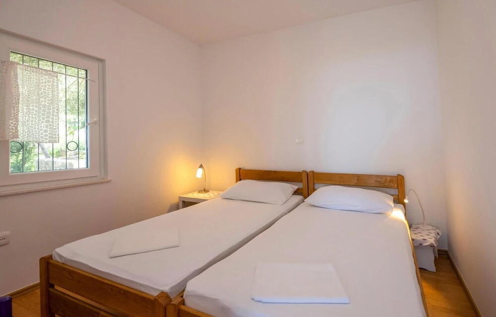 Nice Home in Podgora With Wifi and 2 Bedrooms