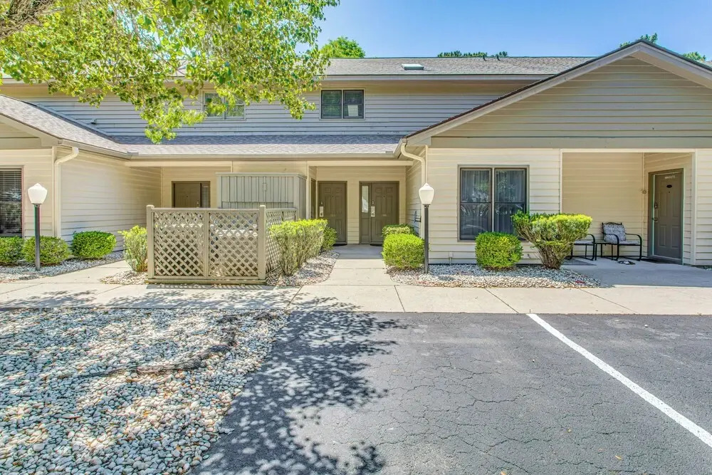 Golf Villa Near Sunset Beach & Intracoastal