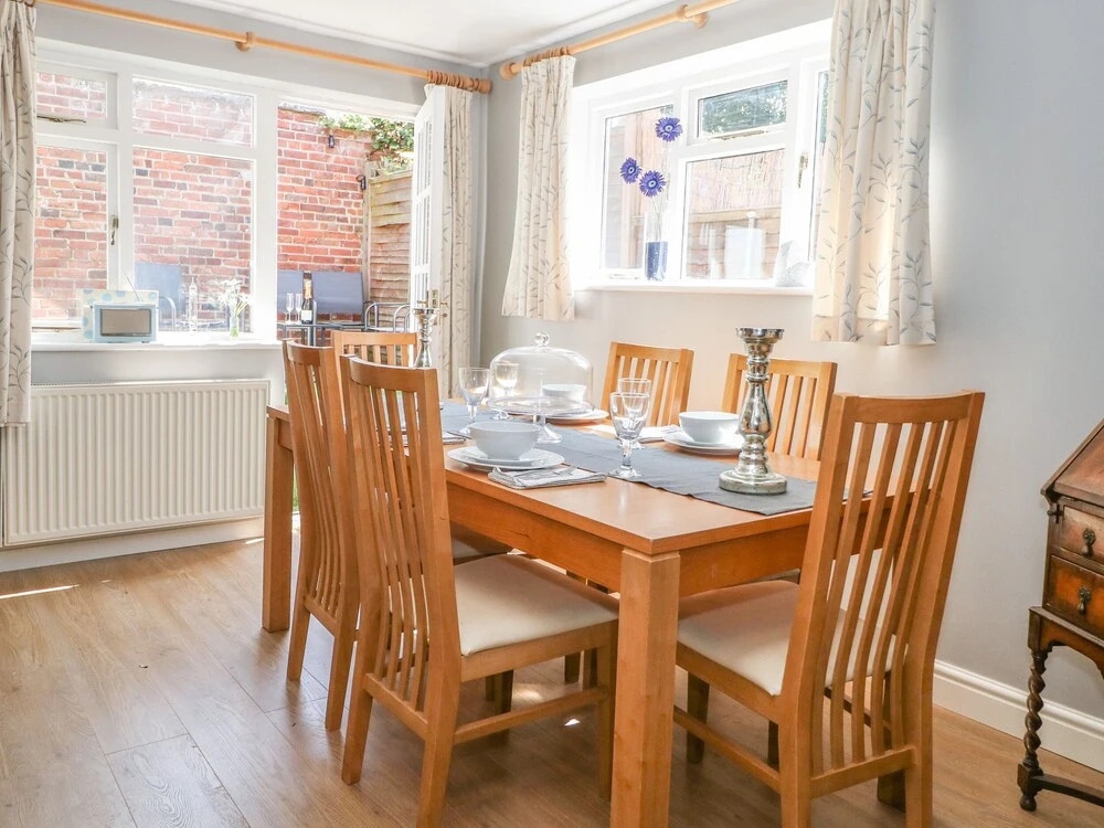 1 Baytree Cottage