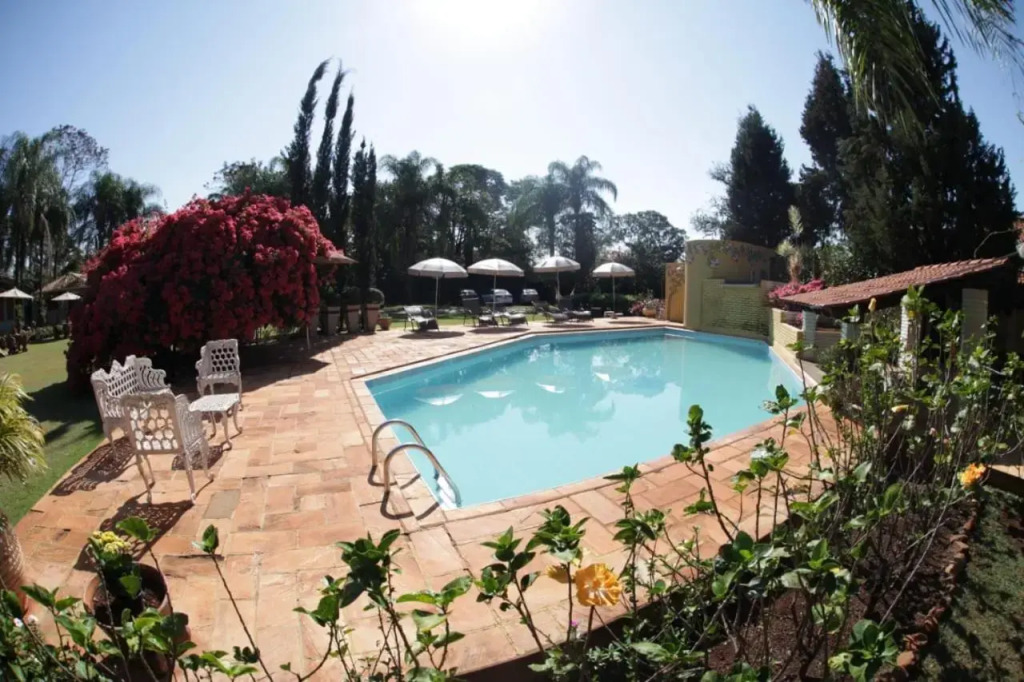 Hotel Pousada Chalé das Flores