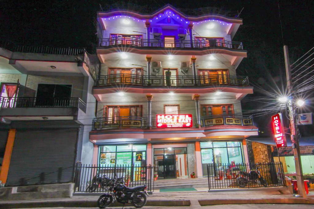 Hotel Middle Path & Spa