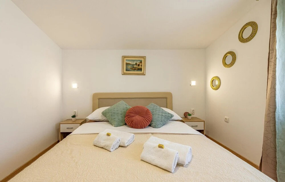 Amazing Apartment in Vir With Wifi and 2 Bedrooms