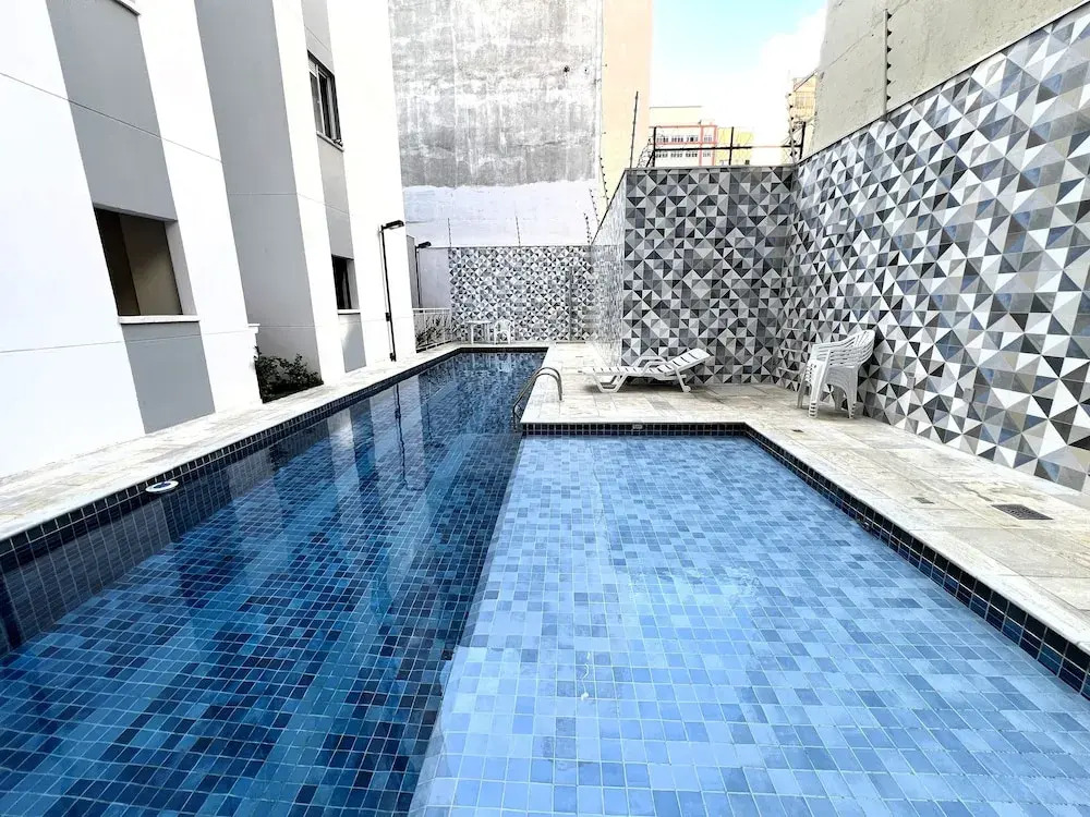 Apartamentos com piscina e academia