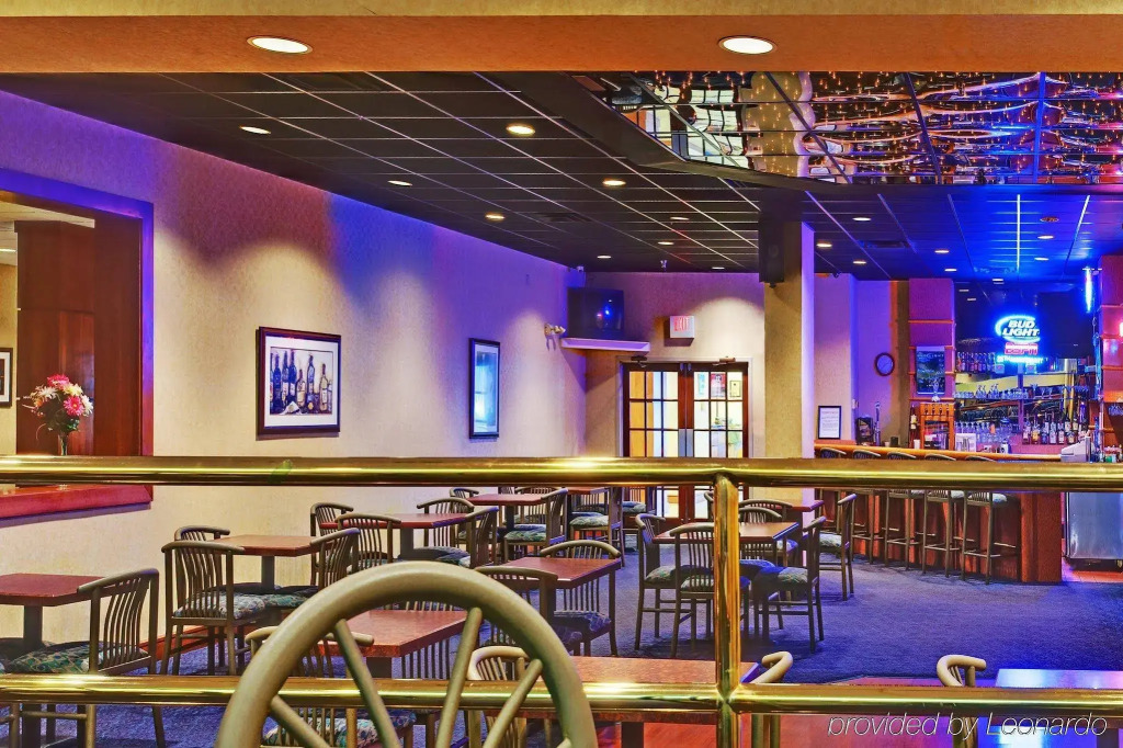 Clarion Pointe Hopkinsville near The Bruce Convention Center