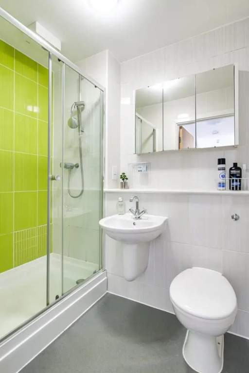 Comfortable Rooms & Apartments - BANGOR