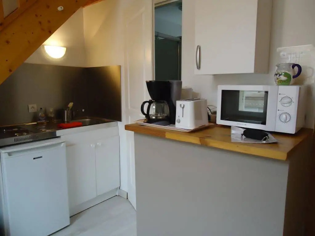 LOGIS ANDRAUD STUDIOS