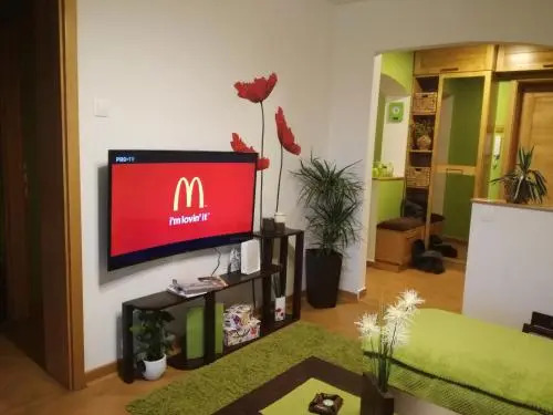 Green Apartment