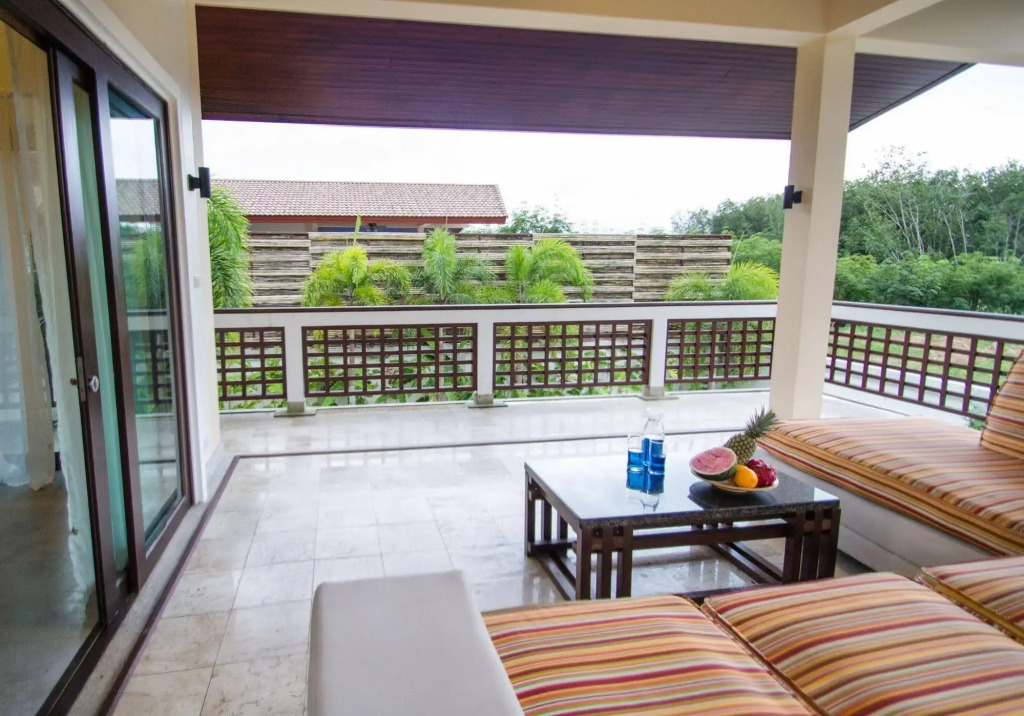 Infinity Pool Villa
