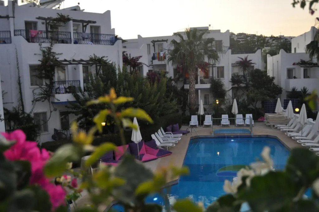 Serhan Hotel