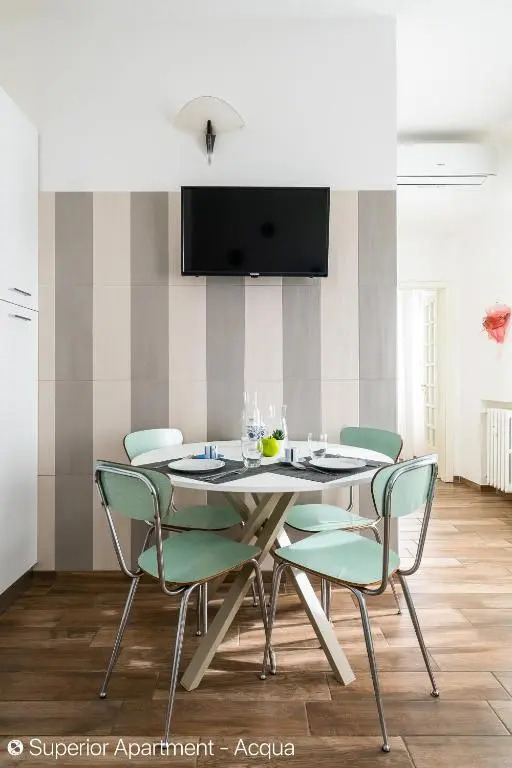 Z8 Apartments