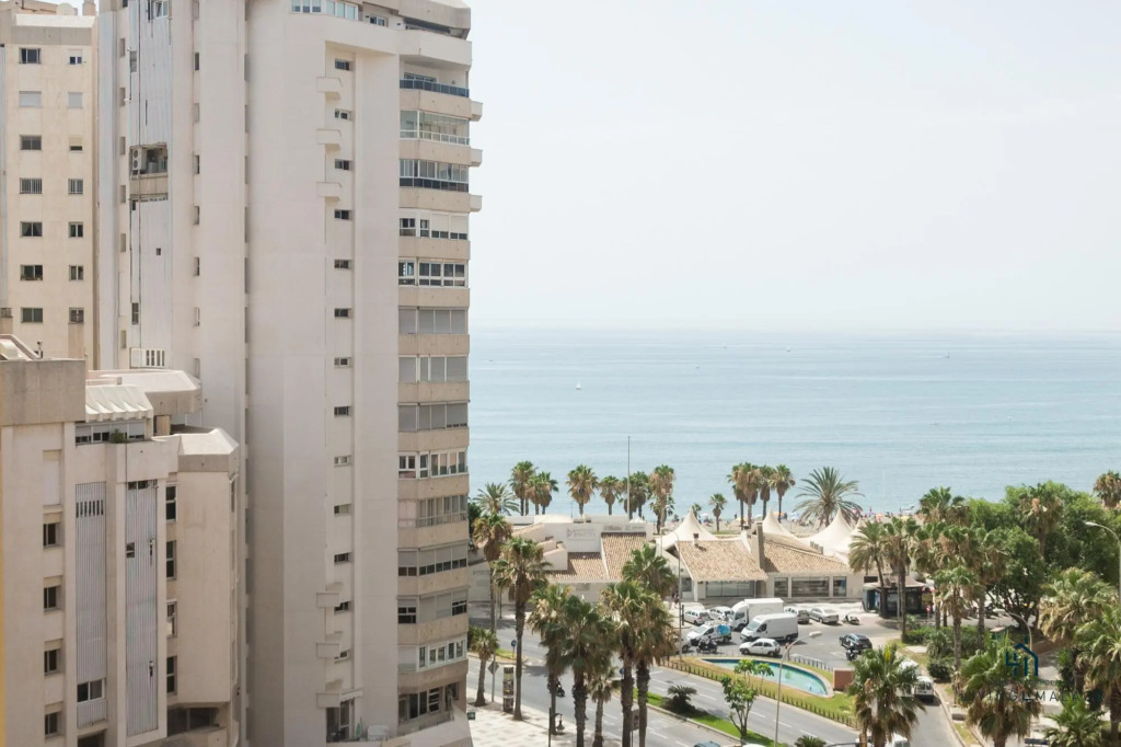 Arenal Beach by ELE Apartments