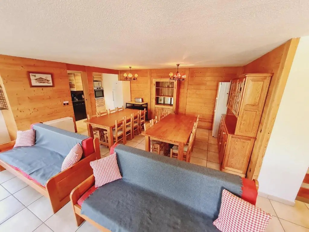 Meije 13: Grand duplex proche télésiège, vue panoramique