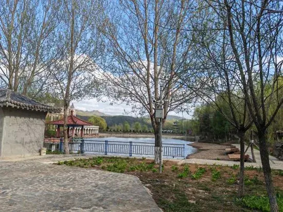 Bianshihada Ecological Farm