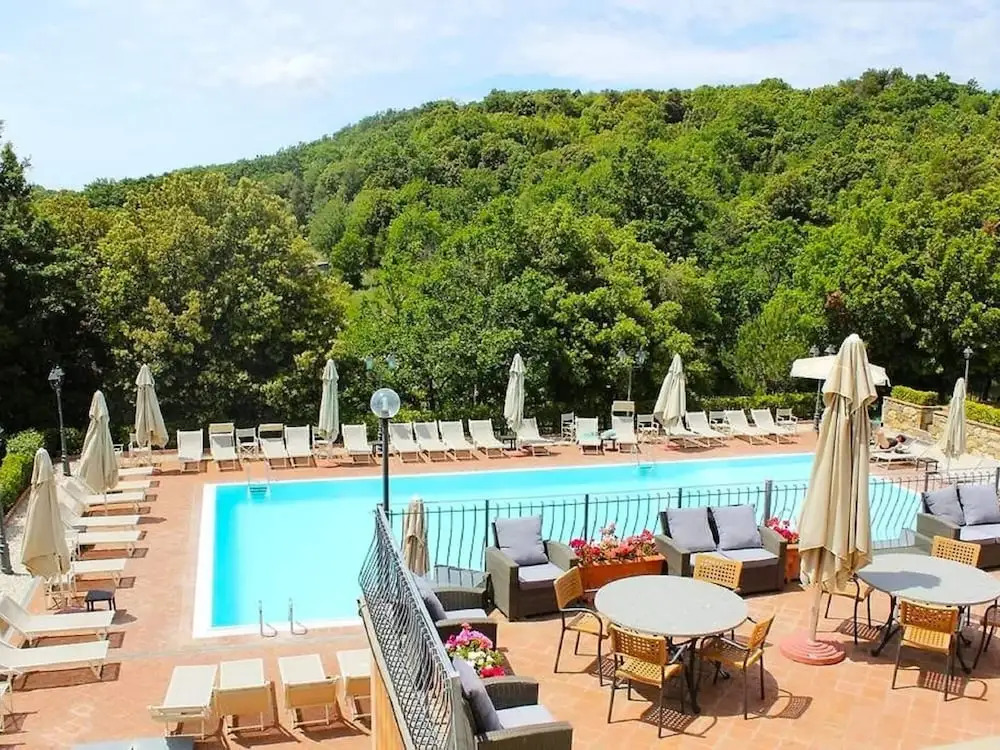 Apartment in Monteverdi Near Wine Tours