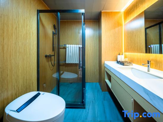 Huanghe Resort Hotel