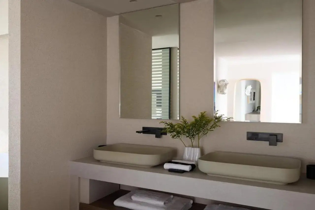Santorini Heart Hotel & Spa