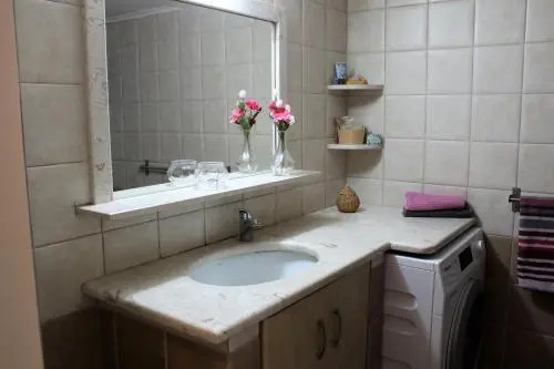 Flat 2 Bedrooms 1 Bathroom - Rhodes