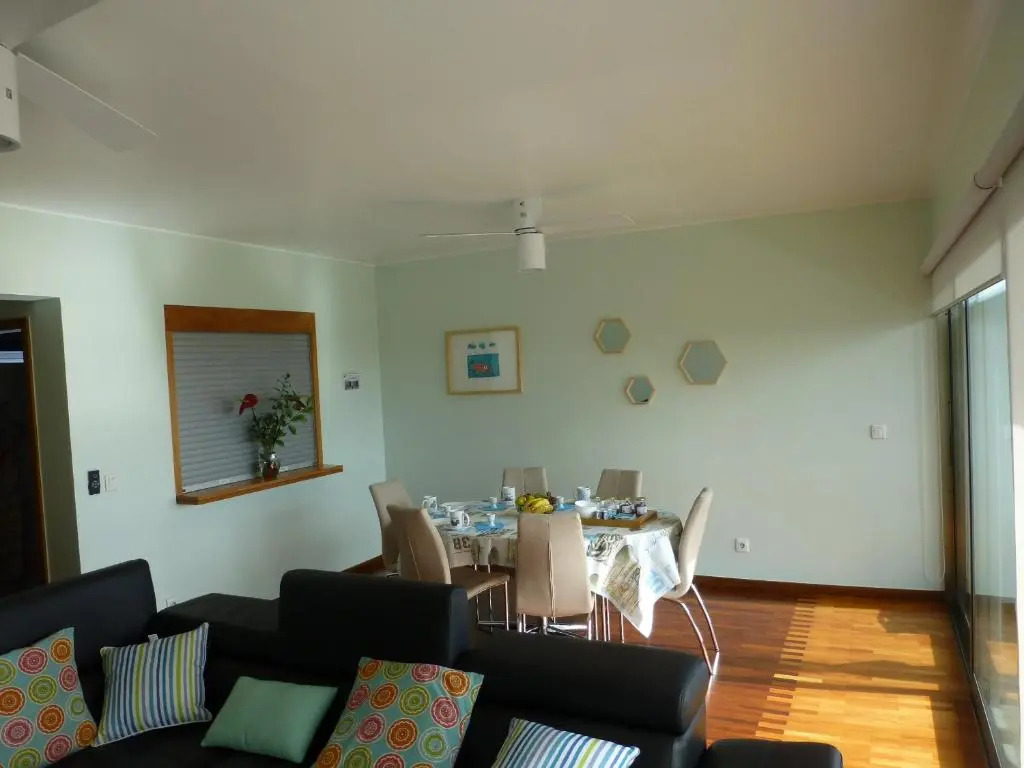 Shearwaternest 2 Apartment