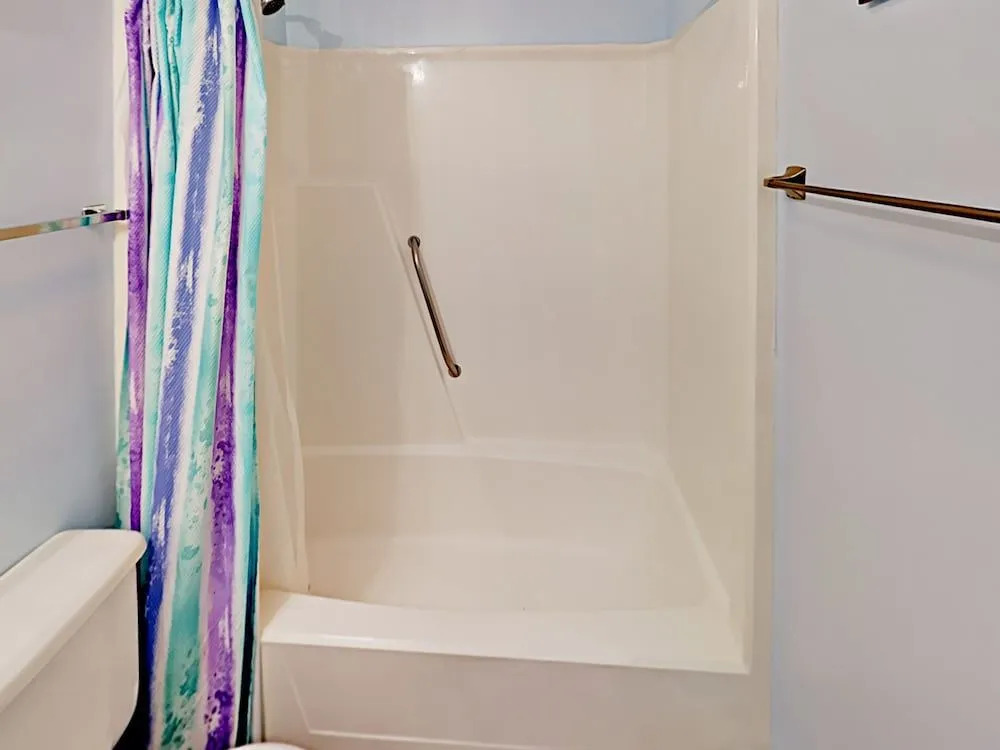 9580 Shore Drive Condo Unit 107