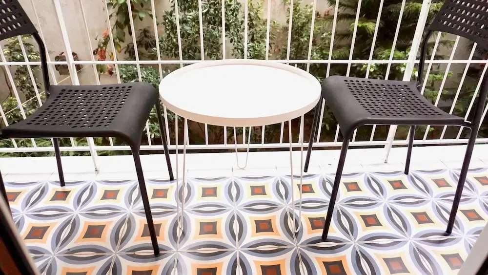 Eclectic Design Apt in Athens near Metro