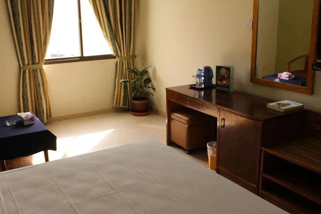 Al Rusayl Hotel