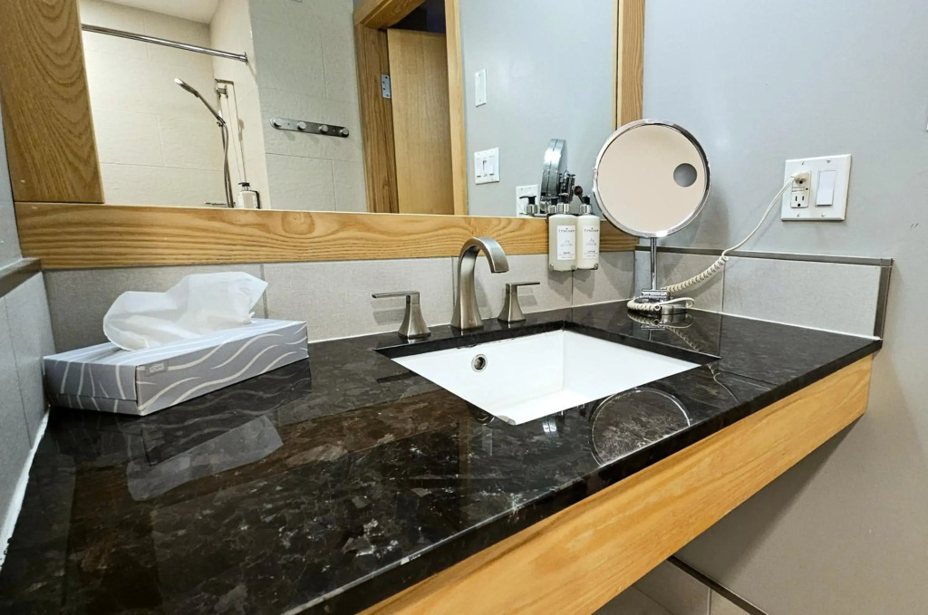 Brentwood Bay Resort