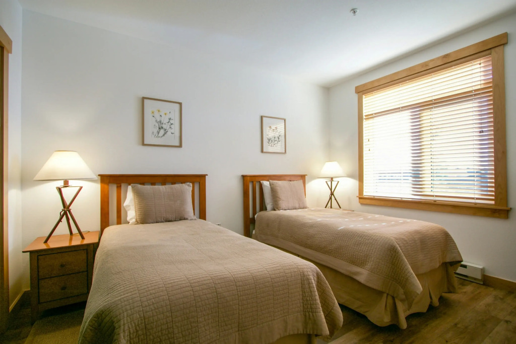 Sunstone #109 Condo