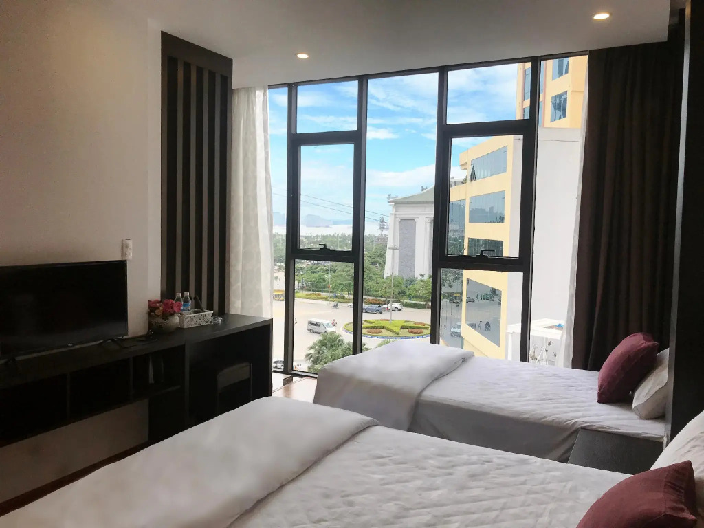 Ivy Hotel Bai Chay Ha Long