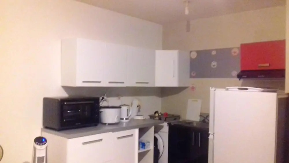 Apartment With one Bedroom in Saint Denis, With Shared Pool, Enclosed Garden and Wifi
