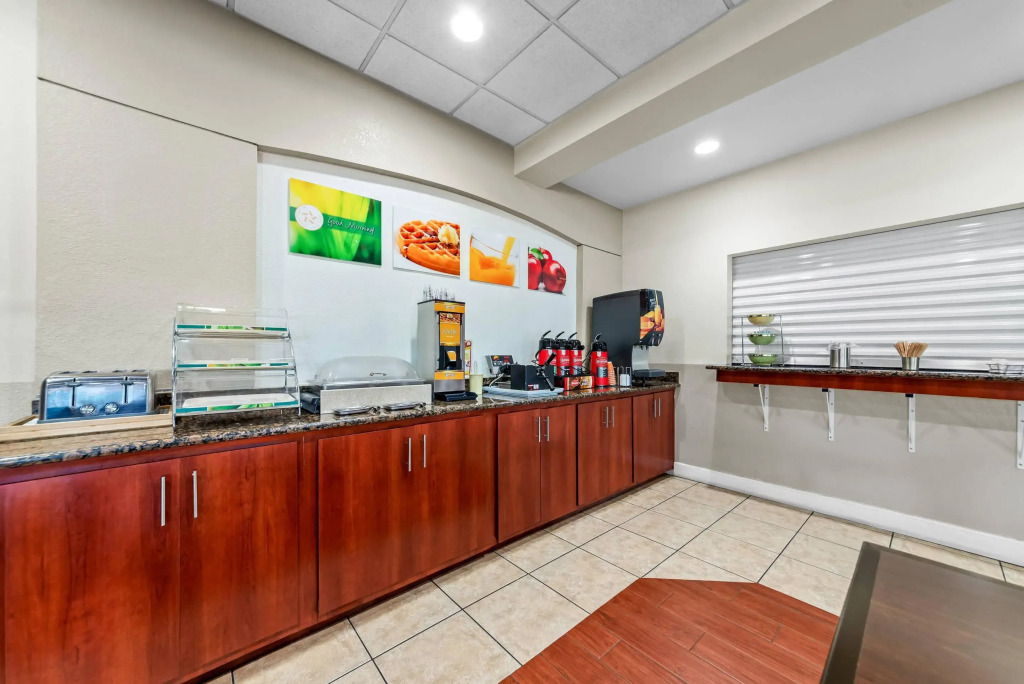 Quality Inn Weeki Wachee - Spring Hill