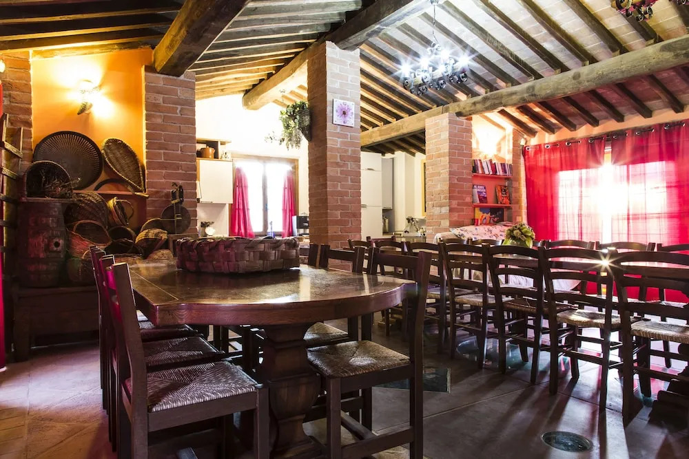 Agriturismo Casa VolaterrA