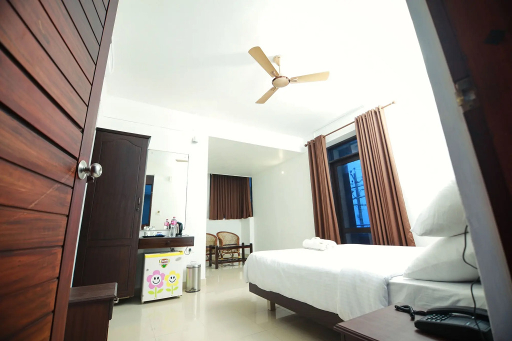 SS Beach Resort